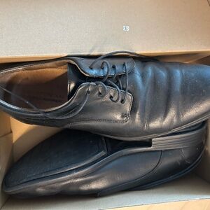 men's shoes